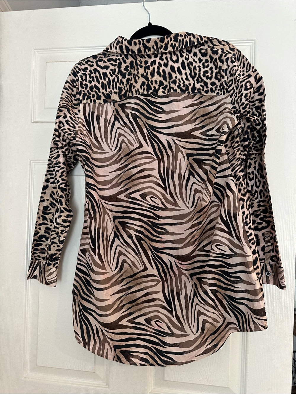 Chico’s no-iron Leopard Print Long sleeve shirt 100% Cotton - Picture 5 of 7